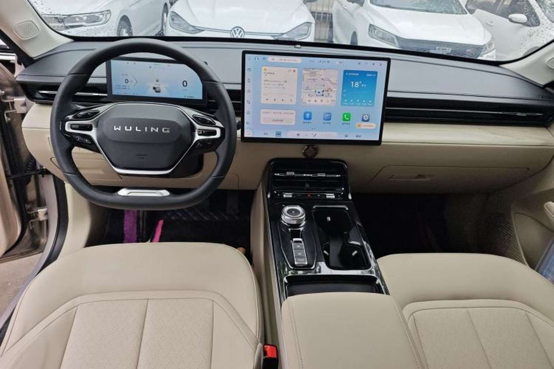 Used Wuling Xingguang 2024 Co-Creation Edition 510 Advanced Model Center Console