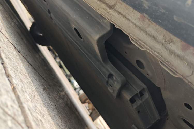 Used Wuling Xingguang 2024 Co-Creation Edition 510 Advanced Model Chassis Front Right
