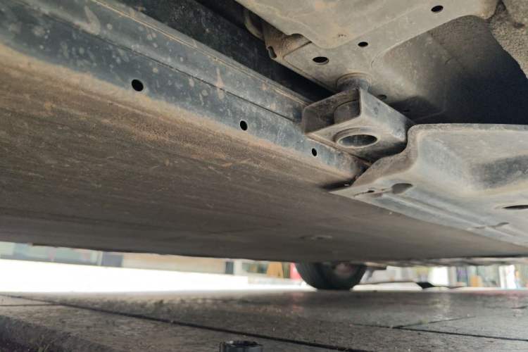 Used Wuling Xingguang 2024 Co-Creation Edition 510 Advanced Model Chassis Rear Right
