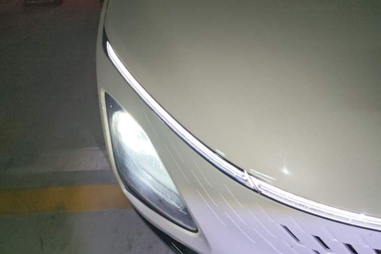 Used Wuling Xingguang 2024 Co-Creation Edition 150 Flagship Model Engine Bay Right