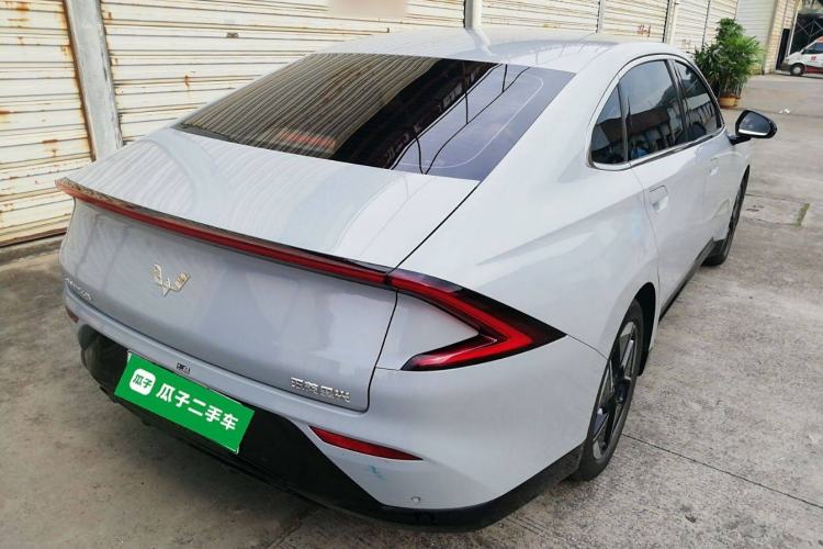 Used Wuling Xingguang 2024 Co-Creation Edition 510 Advanced Model Exterior 5