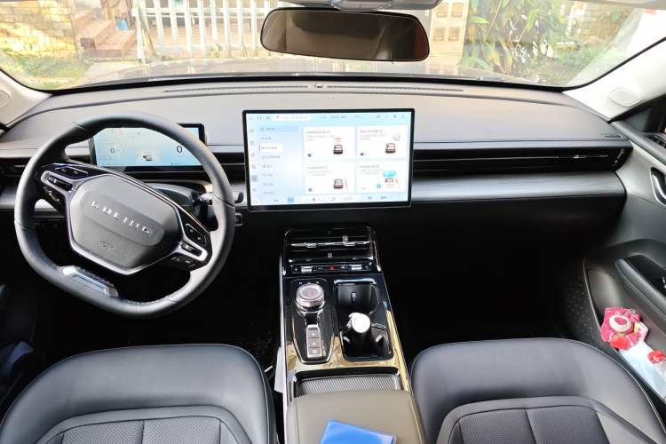 Used Wuling Xingguang 2024 Co-Creation Edition 150 Flagship Model Interior 2