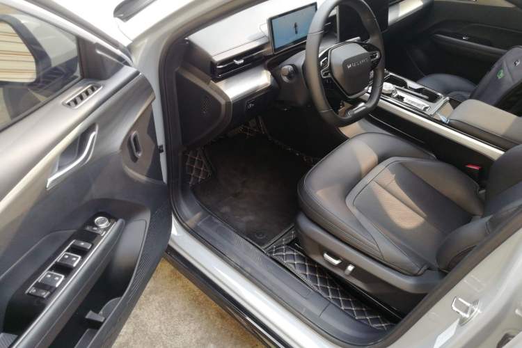 Used Wuling Xingguang 2024 Co-Creation Edition 510 Advanced Model Interior 3