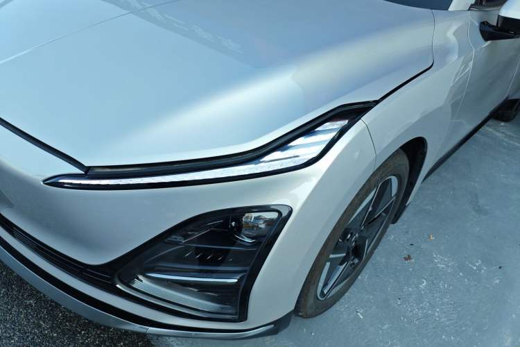 Used Wuling Xingguang 2024 Co-Creation Edition 510 Advanced Model Left Front Headlight