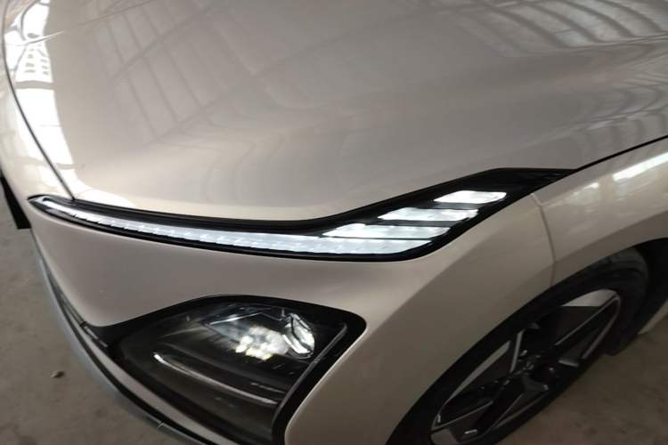 Used Wuling Xingguang 2024 Co-Creation Edition 510 Advanced Model Left Front Headlight