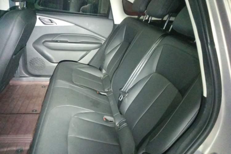 Used Wuling Xingguang 2024 Co-Creation Edition 510 Advanced Model Left Rear Seat