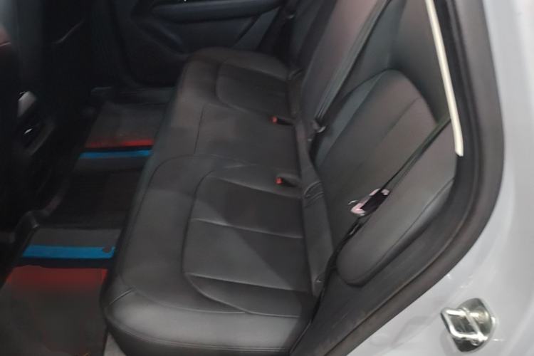 Used Wuling Xingguang 2024 Co-Creation Edition 510 Advanced Model Left Rear Seat