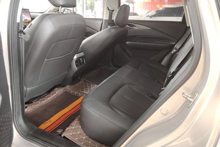 Used Wuling Xingguang 2024 Co-Creation Edition 510 Advanced Model Left Rear Seat