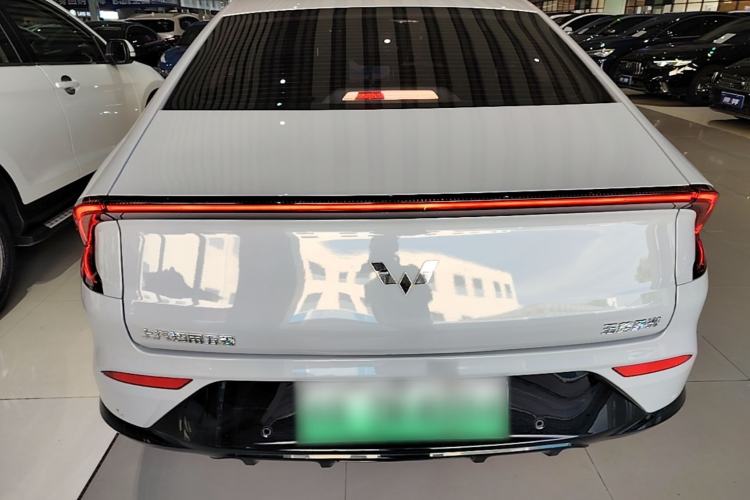 Used Wuling Xingguang 2024 Co-Creation Edition 510 Advanced Model Rear