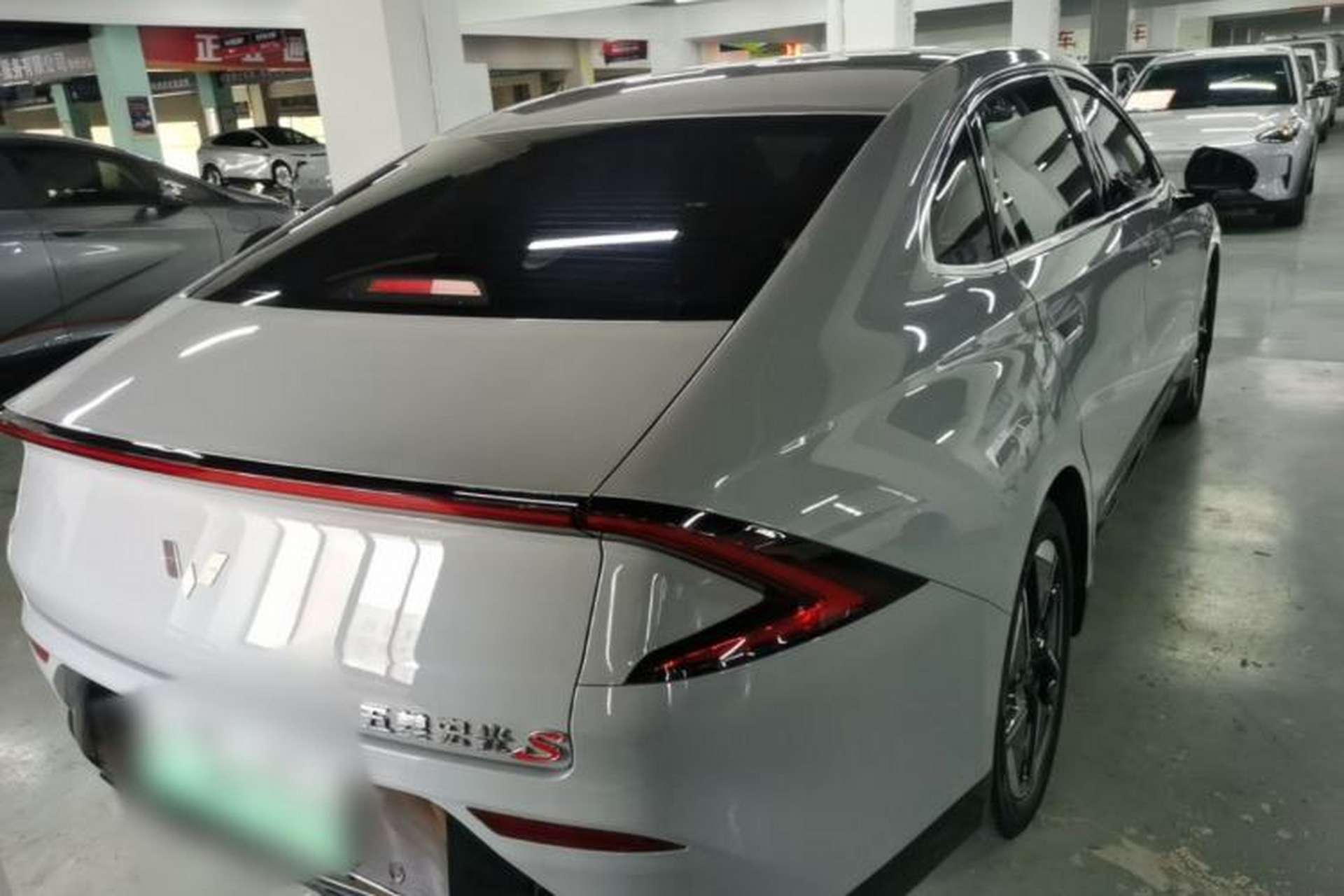 Used Wuling Xingguang 2024 Co-Creation Edition 510 Advanced Model Rear
