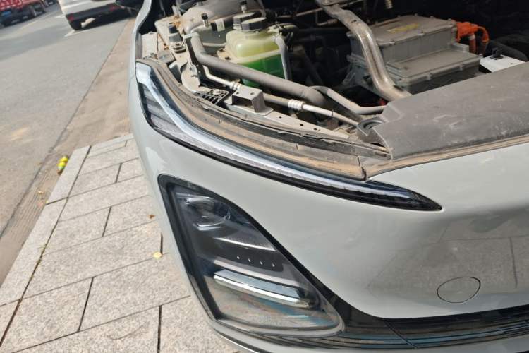 Used Wuling Xingguang 2024 Co-Creation Edition 510 Advanced Model Right Front Headlight