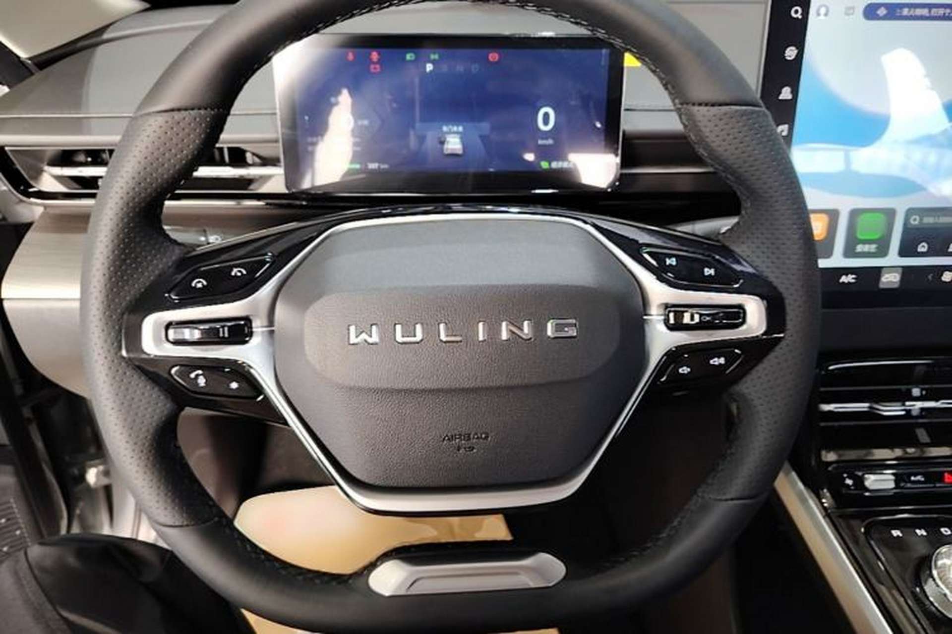 Used Wuling Xingguang 2024 Co-Creation Edition 510 Advanced Model Steering Wheel