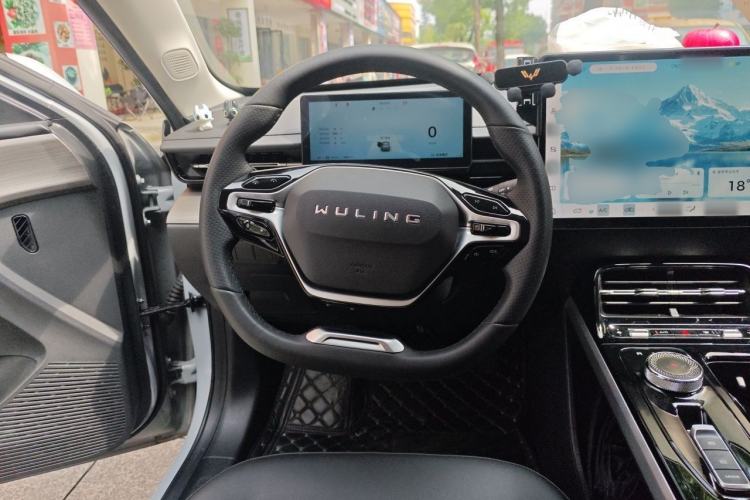 Used Wuling Xingguang 2024 Co-Creation Edition 510 Advanced Model Steering Wheel