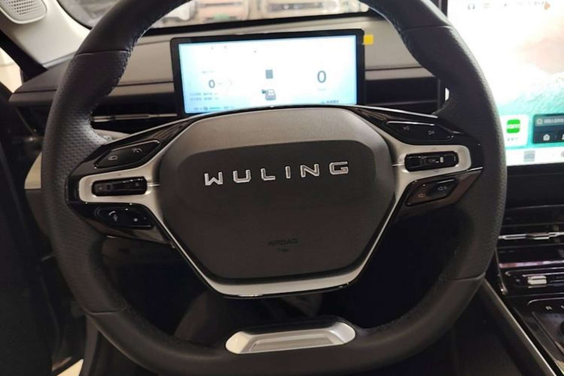 Used Wuling Xingguang 2024 Co-Creation Edition 510 Advanced Model Steering Wheel