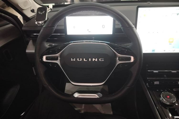 Used Wuling Xingguang 2024 Co-Creation Edition 510 Advanced Model Steering Wheel