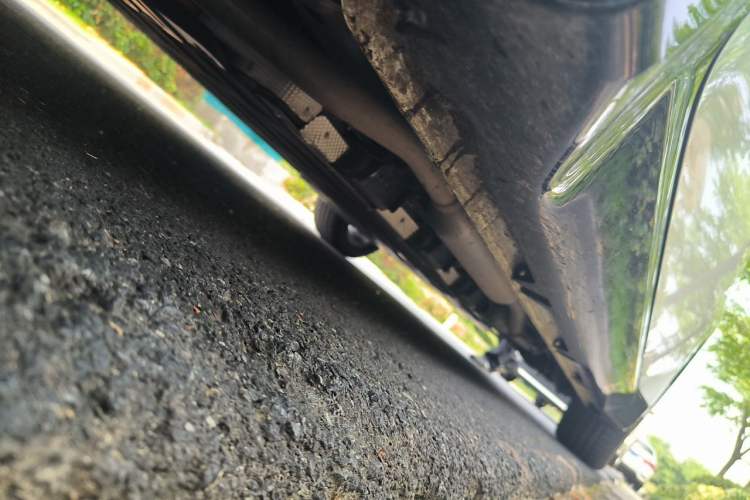 Used Wuling Xingguang 2024 Co-Creation Edition 70 Standard Model Chassis Front Left