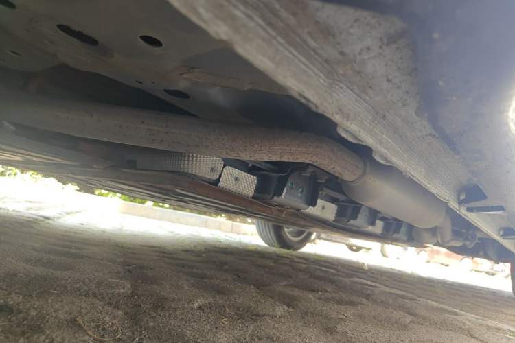 Used Wuling Xingguang 2024 Co-Creation Edition 70 Standard Model Chassis Front Left