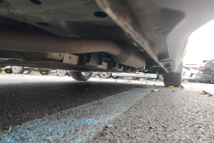 Used Wuling Xingguang 2024 Co-Creation Edition 150 Advanced Model Chassis Front Left