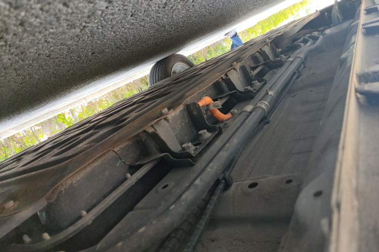 Used Wuling Xingguang 2024 Co-creation Edition 150 Standard Model Chassis Front Right