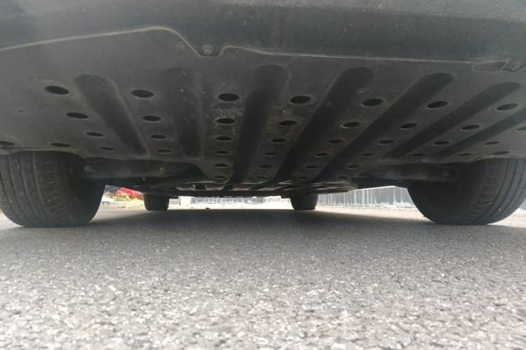 Used Wuling Xingguang 2024 Co-Creation Edition 410 Standard Model Chassis Rear