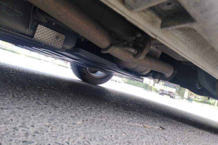 Used Wuling Xingguang 2024 Co-creation Edition 150 Standard Model Chassis Rear Left