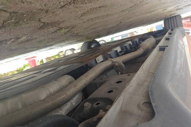 Used Wuling Xingguang 2024 Co-Creation Edition 70 Standard Model Chassis Rear Left