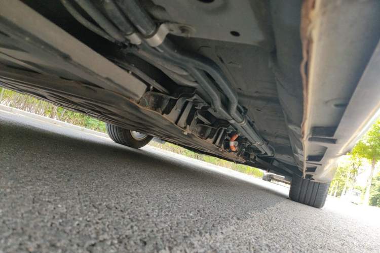 Used Wuling Xingguang 2024 Co-creation Edition 150 Standard Model Chassis Rear Right