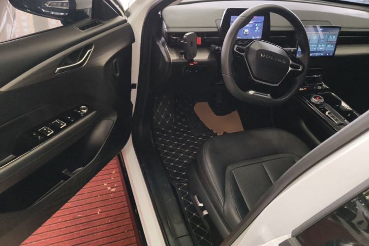 Used Wuling Xingguang 2024 Co-creation Edition 150 Standard Model Driver Seat