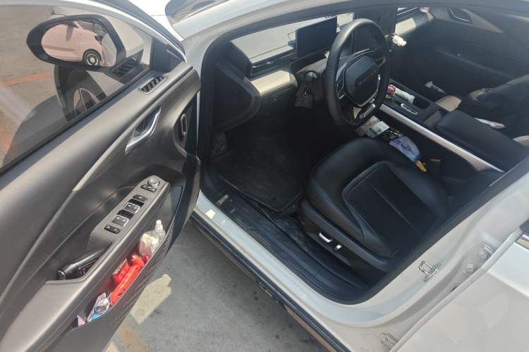 Used Wuling Xingguang 2024 Co-Creation Edition 150 Flagship Model Driver Seat
