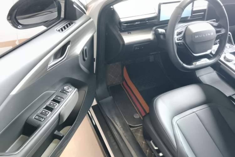 Used Wuling Xingguang 2024 Co-Creation Edition 150 Flagship Model Driver Seat