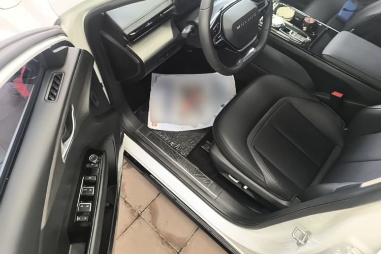 Used Wuling Xingguang 2024 Co-creation Edition 150 Standard Model Driver Seat