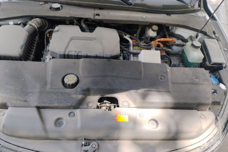Used Wuling Xingguang 2024 Co-creation Edition 150 Standard Model Engine Bay