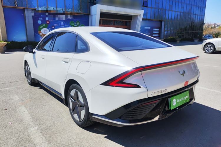 Used Wuling Xingguang 2024 Co-Creation Edition 410 Standard Model Exterior 2