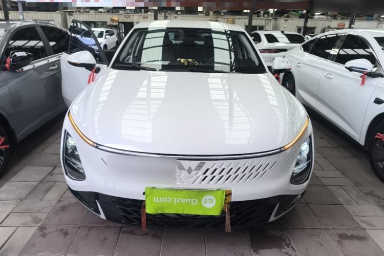 Used Wuling Xingguang 2024 Co-creation Edition 150 Standard Model Front