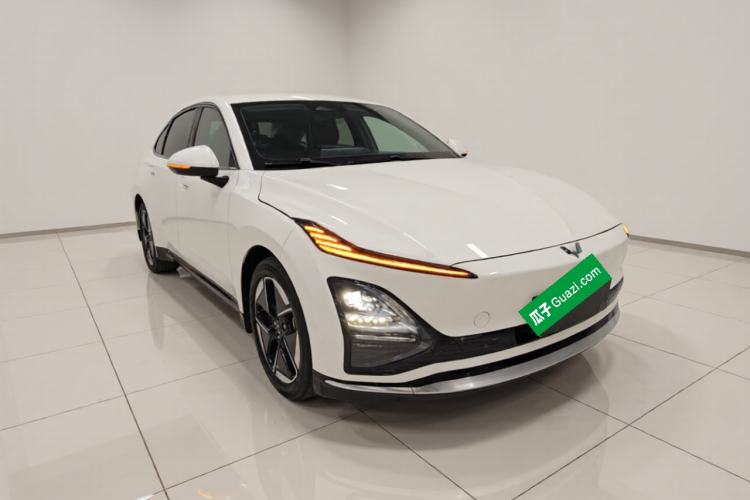 Used Wuling Xingguang 2024 Co-Creation Edition 510 Advanced Model Front Right 45 Deg