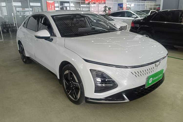 Used Wuling Xingguang 2024 Co-Creation Edition 150 Flagship Model Front Right 45 Deg