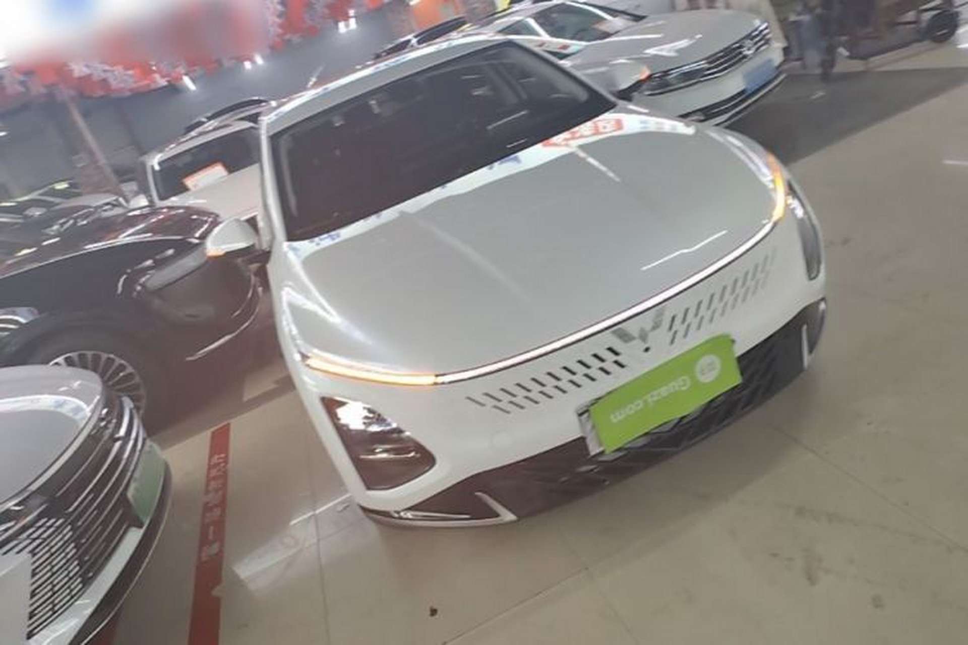 Used Wuling Xingguang 2024 Co-Creation Edition 70 Standard Model Front Right 45 Deg
