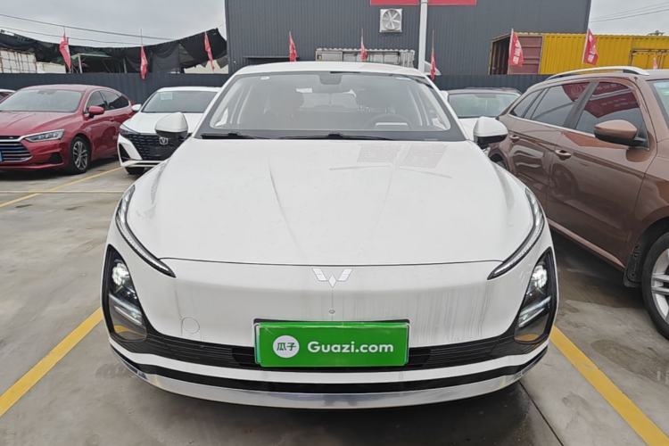 Used Wuling Xingguang 2024 Co-Creation Edition 410 Standard Model Front