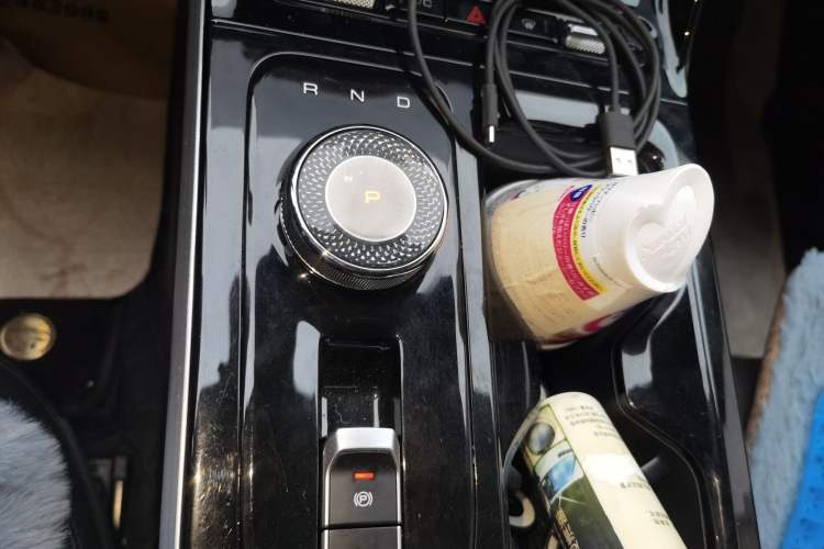 Used Wuling Xingguang 2024 Co-Creation Edition 150 Flagship Model Gear Lever