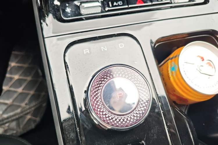 Used Wuling Xingguang 2024 Co-Creation Edition 70 Standard Model Gear Lever