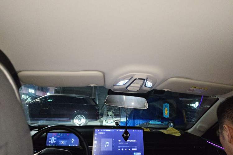 Used Wuling Xingguang 2024 Co-Creation Edition 150 Flagship Model Headliner