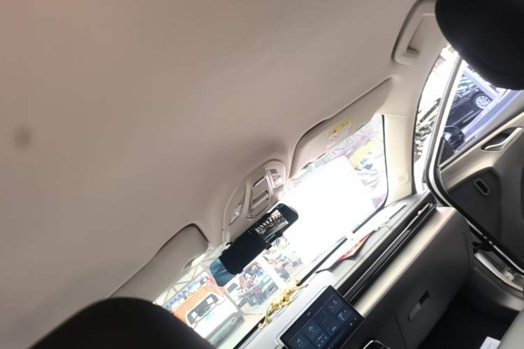 Used Wuling Xingguang 2024 Co-creation Edition 150 Standard Model Headliner