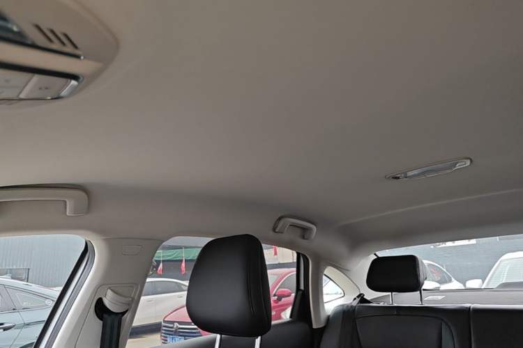 Used Wuling Xingguang 2024 Co-Creation Edition 410 Standard Model Headliner
