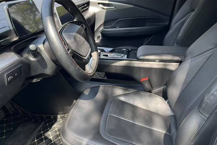 Used Wuling Xingguang 2024 Co-Creation Edition 70 Standard Model Interior 2