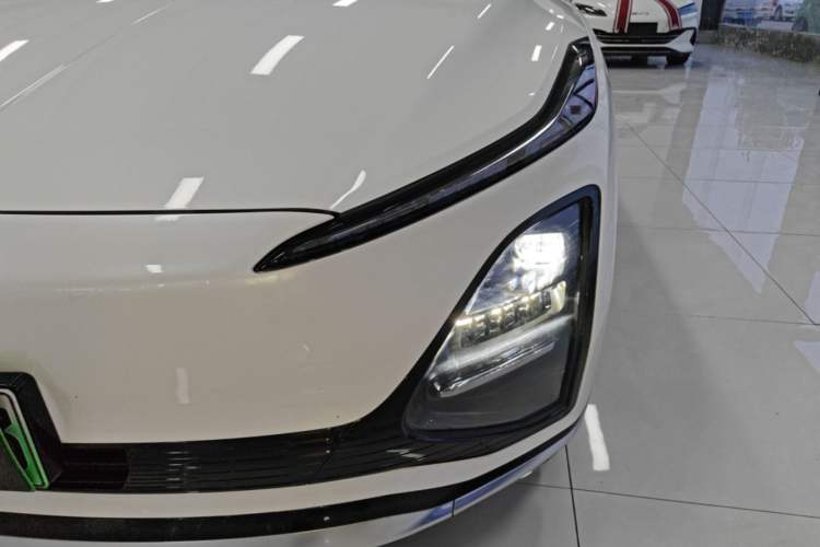 Used Wuling Xingguang 2024 Co-Creation Edition 510 Advanced Model Left Front Headlight