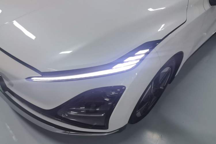 Used Wuling Xingguang 2024 Co-Creation Edition 510 Advanced Model Left Front Headlight