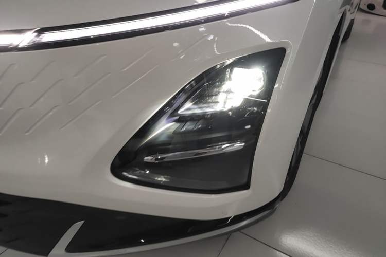 Used Wuling Xingguang 2024 Co-Creation Edition 70 Standard Model Left Front Headlight
