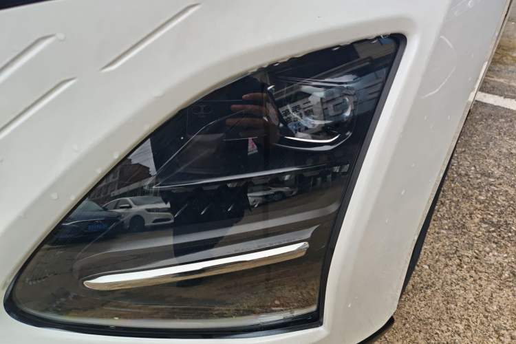 Used Wuling Xingguang 2024 Co-Creation Edition 70 Standard Model Left Front Headlight