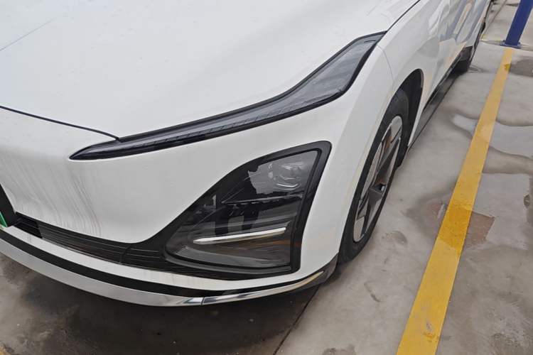 Used Wuling Xingguang 2024 Co-Creation Edition 410 Standard Model Left Front Headlight