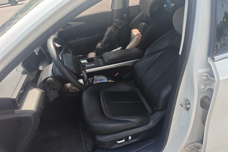 Used Wuling Xingguang 2024 Co-Creation Edition 150 Flagship Model Left Front Seat